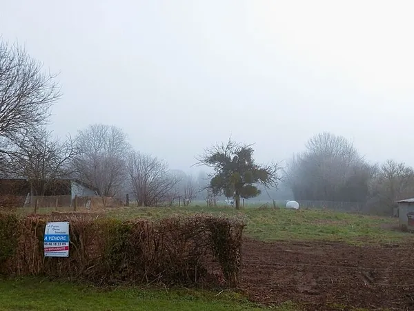 Terrain 1 203 m² Romescamps