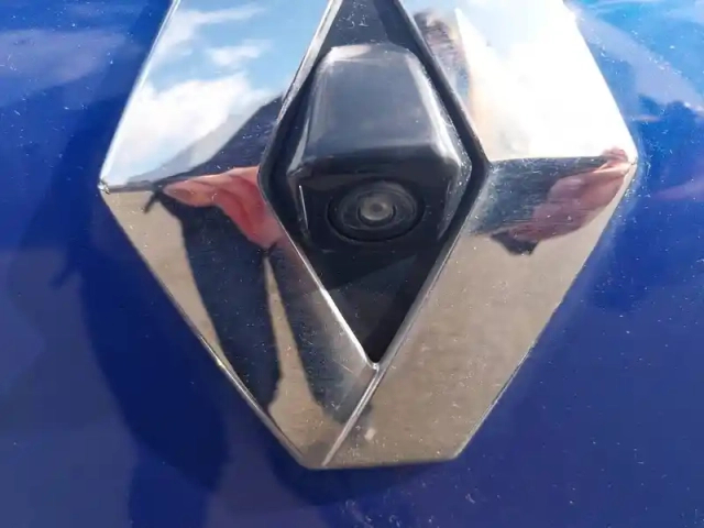 Renault Captur mild hybrid 140 — photo 106