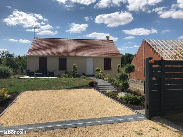 Maison plain-pied 92 m² avec piscine - Aucun travaux - DPE A/A - Hermé (77)