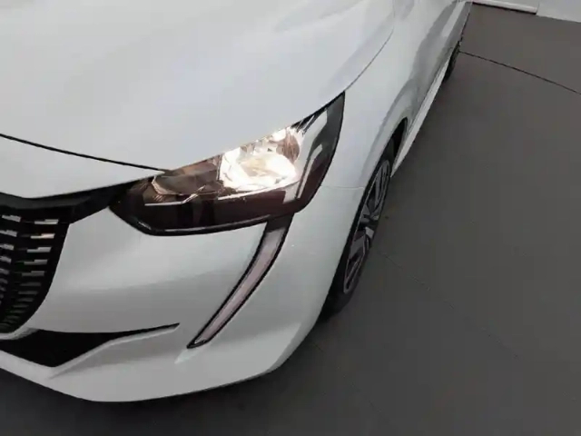 Peugeot 208 puretech 75 s&amp;s bvm5 — photo 30