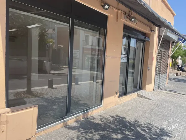 Local commercial 85 m²