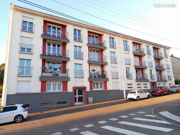 Appt 65.5 m² T3 avec GARAGE, BALCON - DPE D - Chauffage Réseau Urbain