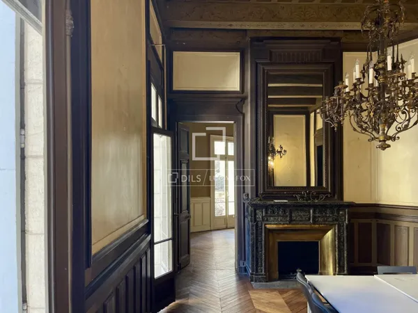 Appartement de 131m² a vendre à Montpellier Centre avec 30m² ter
