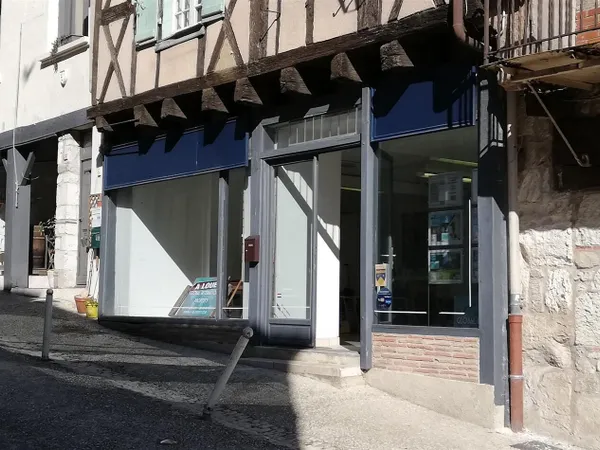 Local commercial 2 pièces 92 m²