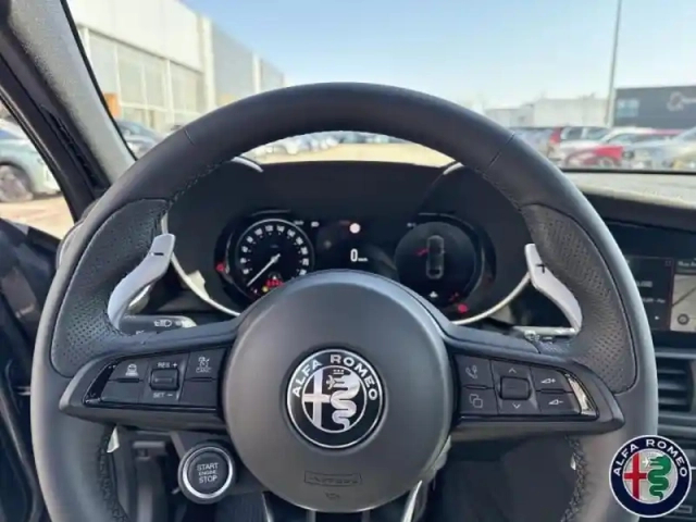 Alfa Romeo Giulia 2.2 diesel 160ch veloce at8 — photo 15