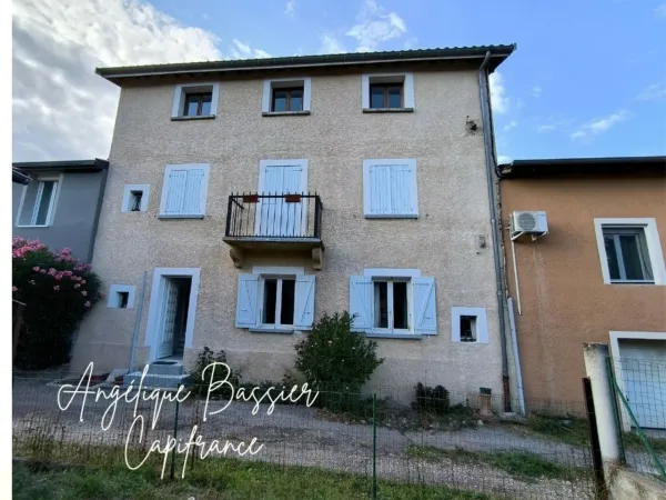 Maison 6 pièces 192 m²