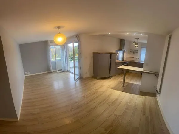 Appartement 1 pièce 65 m²