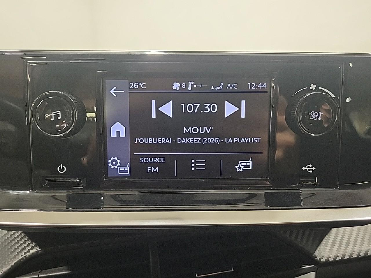 Peugeot 208 puretech 75 s&s bvm5 like — photo 11