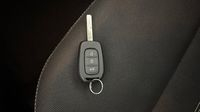 Dacia Sandero 1.0 TCe 90ch Stepway Confort — photo 16