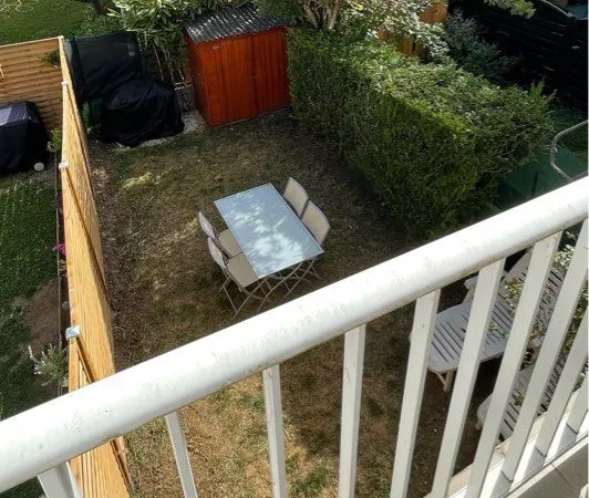 Duplex 2 pièces en zone pavillonnaire