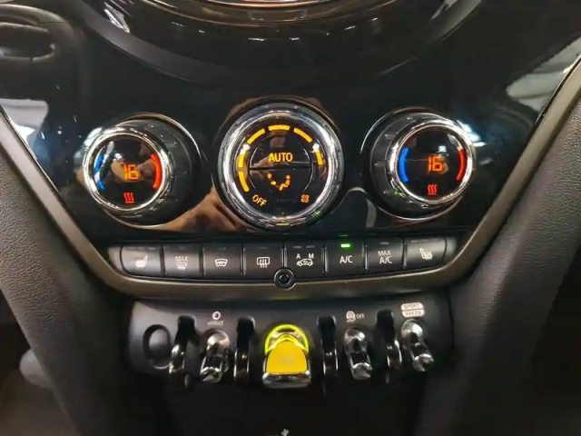 Mini Mini countryman 125 - 95 ch all4 bva6 — photo 26