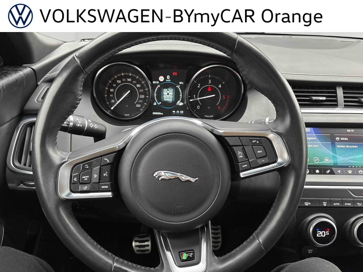 Jaguar E-Pace 2.0 D - 150 ch 2WD BVM — photo 10
