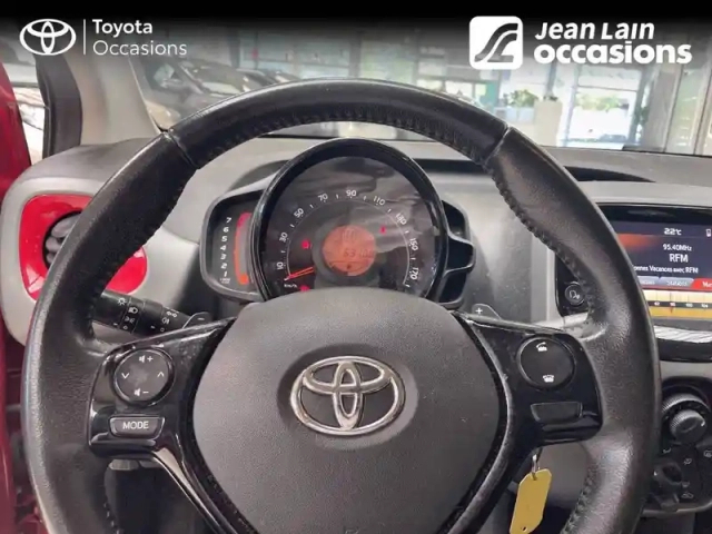 Toyota Aygo 1.0 vvt-i x-shift — photo 12