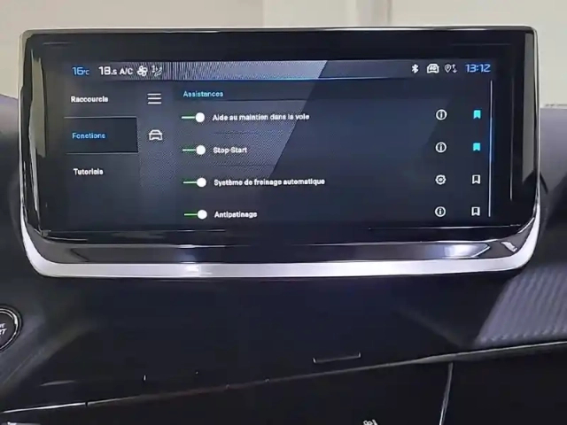 Peugeot 2008 hybrid 145 e-dcs6 — photo 47