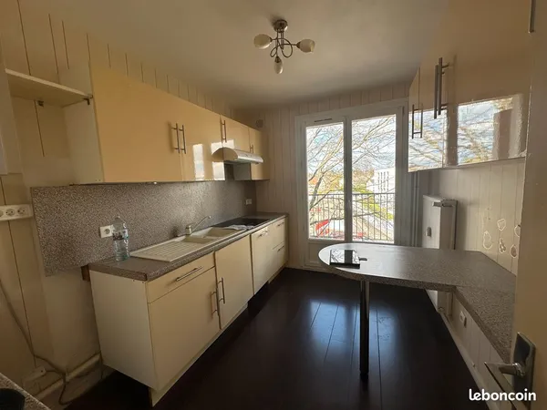 T2 avec balcon et loggia - Quartier Palente
