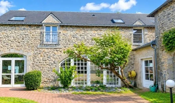 ENSEMBLE IMMOBILIER (+ de 500m2)