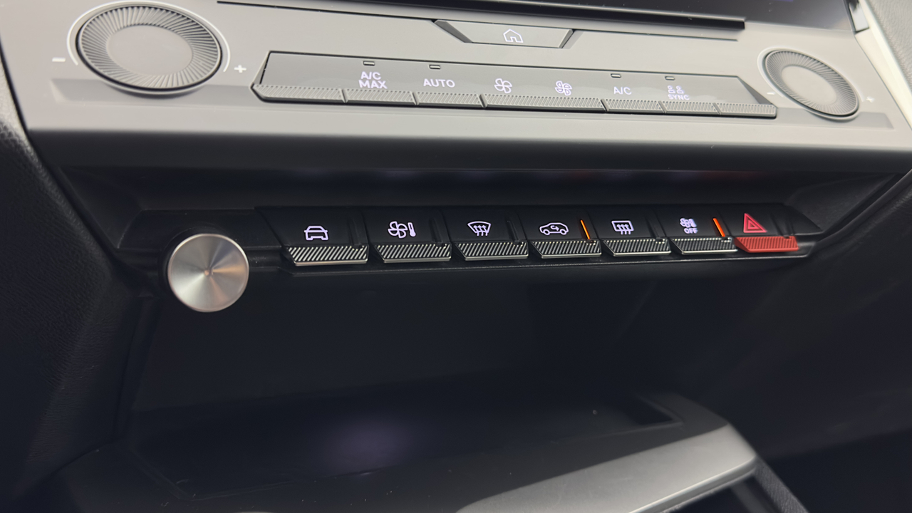 Peugeot 308 PureTech 130ch S&amp;S EAT8 — photo 25