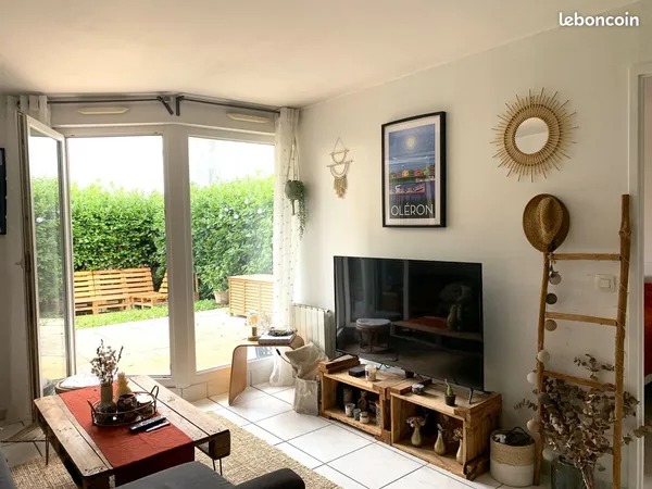 T2 meublé 43m² avec Jardin Privé - Lyon 7e - Parc Blandan- disponible mi octobre 2026