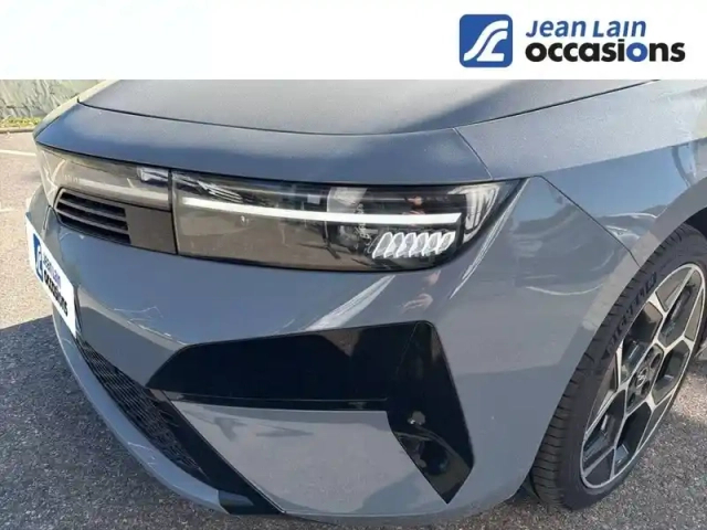 Opel Astra 1.2 turbo hybride 145 ch automatique — photo 19