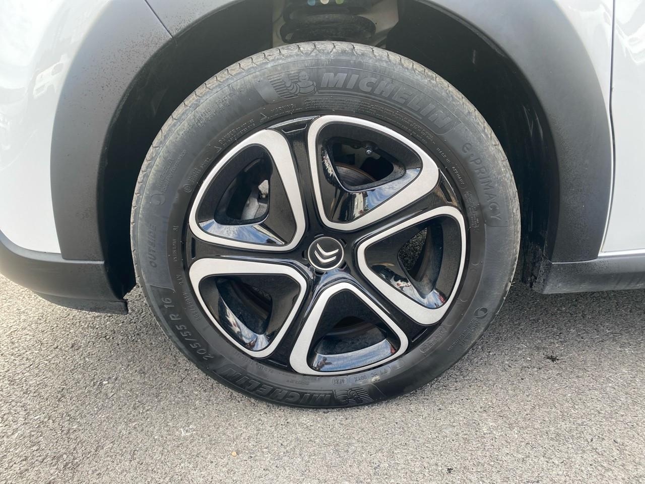 Citroën C3 1.2 puretech 83ch s&s shine — photo 11
