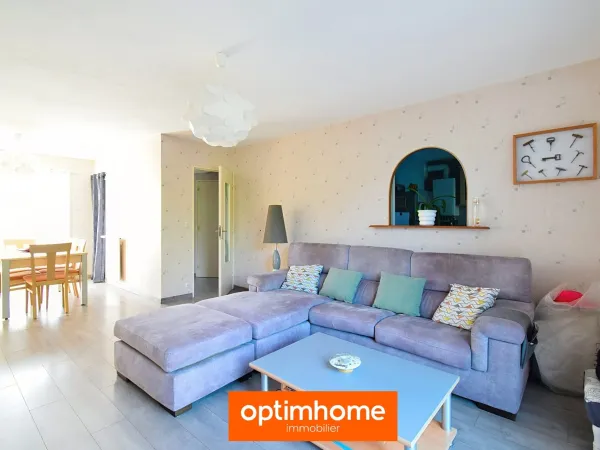 Bourgbarré(35) - Maison de 102 m² avec garage attenant et jardin