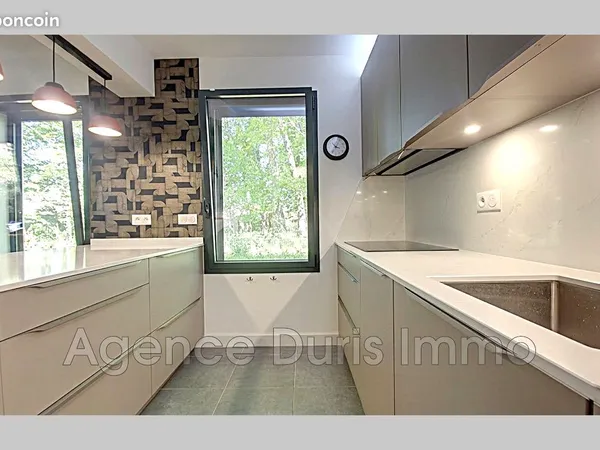 Appartement 3 pièces 84 m²