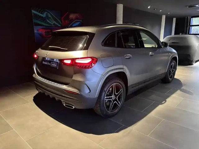 Mercedes Gla 250 e hybrid eq 8g-dct — photo 44