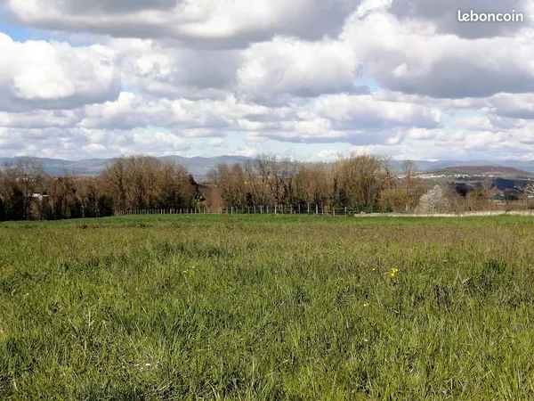 Terrain constructible à vendre - Serpaize