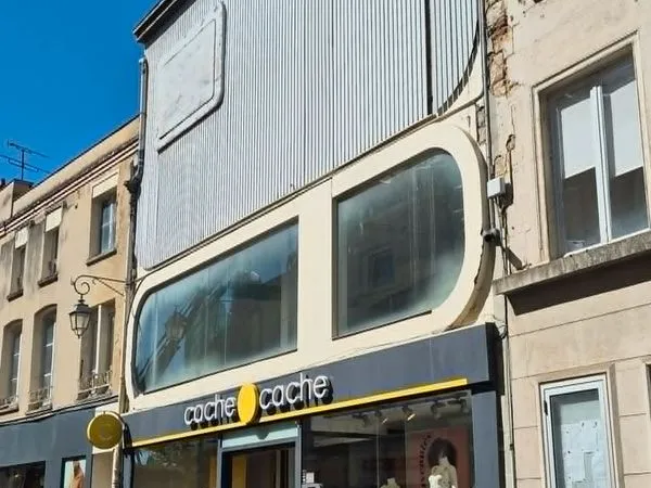 Local commercial Chaumont hyper centre
