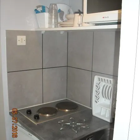 Appartement Studio GRADIGNAN - 16 m2 - 540 Euros TTC