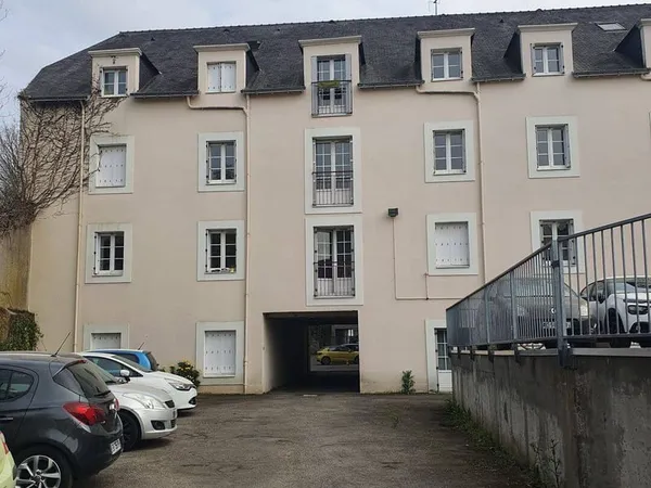 Stationnement Location Nantes   75€