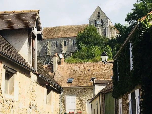Maison de village atypique en foret de Rambouillet / vallée de Chevreuse près de Paris à la campagne
