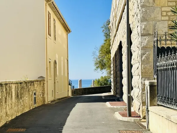 BIARRITZ - PORT VIEUX - APT / MAISON