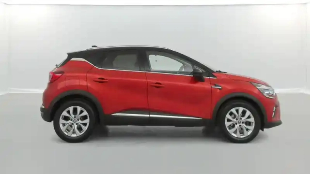 Renault Captur blue dci 115 edc — photo 78