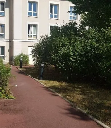 Studio 1 pièce 17 m²