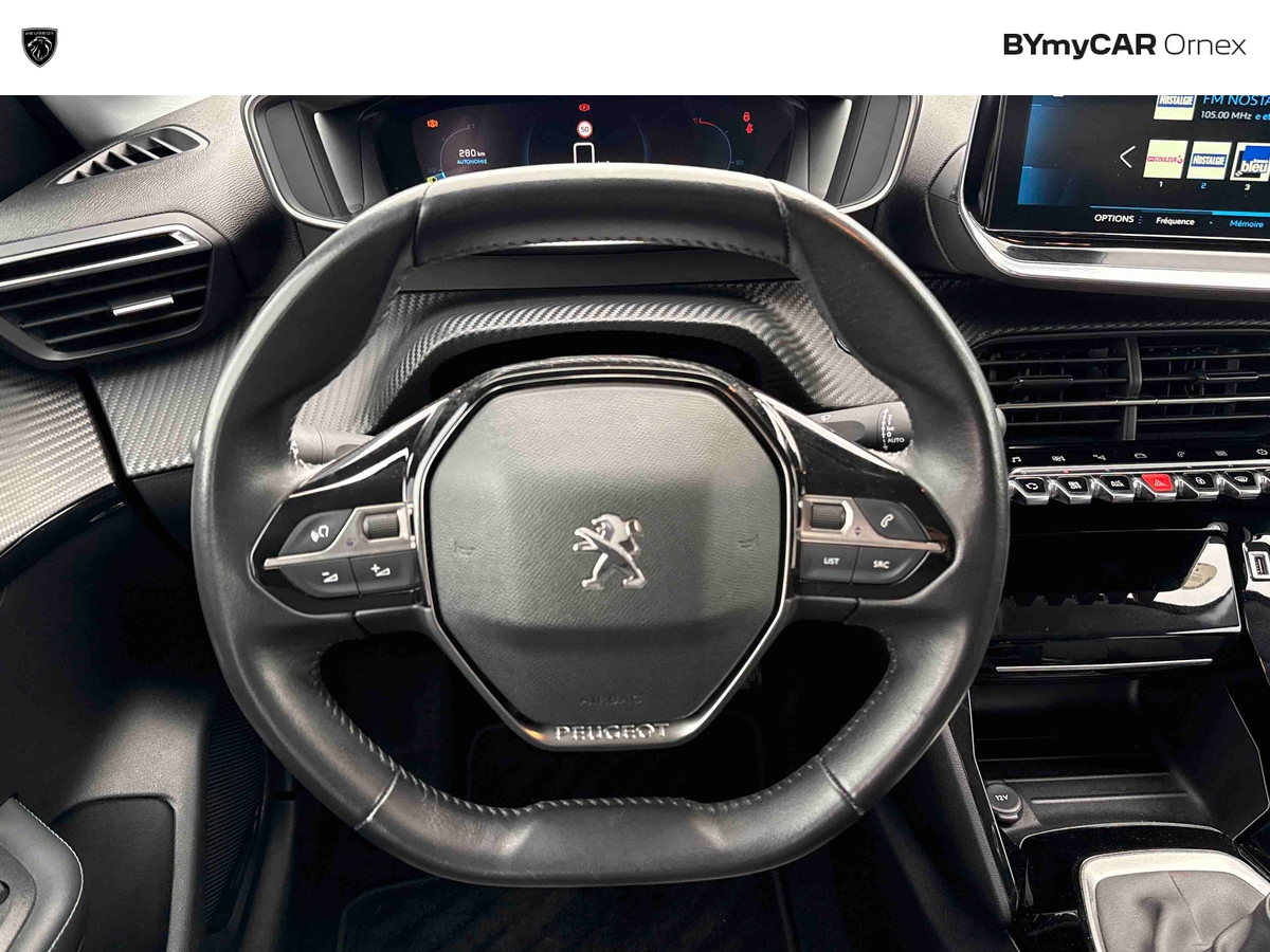 Peugeot 208 PureTech 100 S&amp;S BVM6 — photo 10