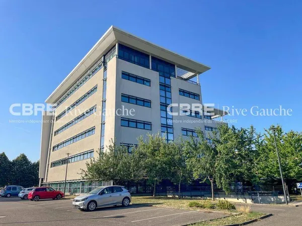 Bureaux 426 m²