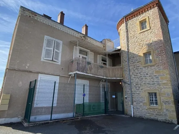 Appartement Location Gueugnon 4p 77m² 490€