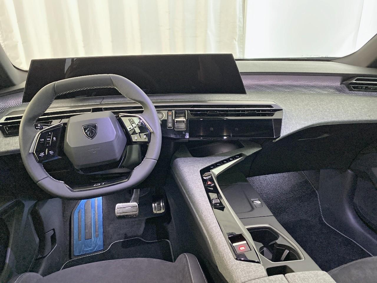 Peugeot 3008 hybrid 145 e-dcs6 gt — photo 8