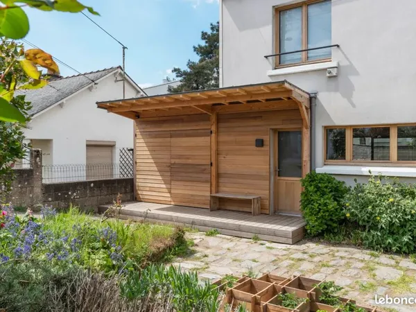 Maison 3 chambres rénovée avec jardin et garage