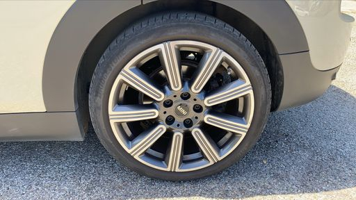 Mini Clubman 1.5 Cooper 136 - Business Design – 2022 – 43707 km – Essence – Boîte Manuelle — photo 14