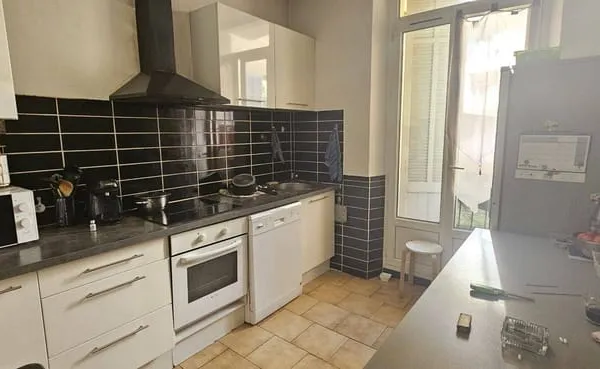 Appartement 11 pièces 218 m²