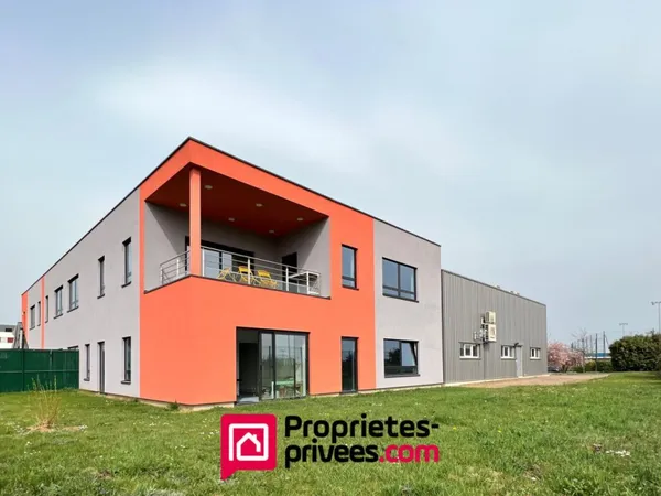 67120 MOLSHEIM - LOCAL D'ACTIVITE 160 M² avec stationnement