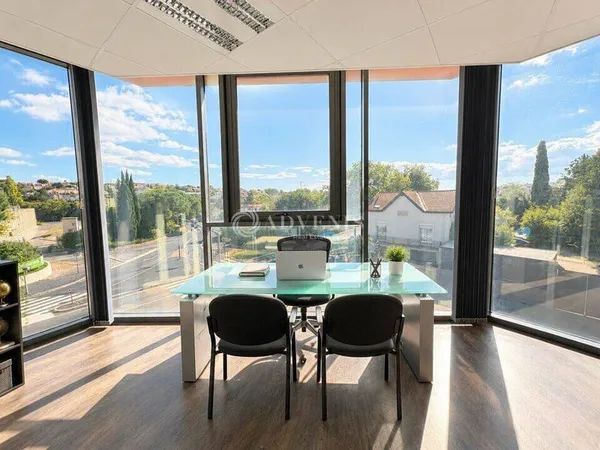 Bureau 15 m²