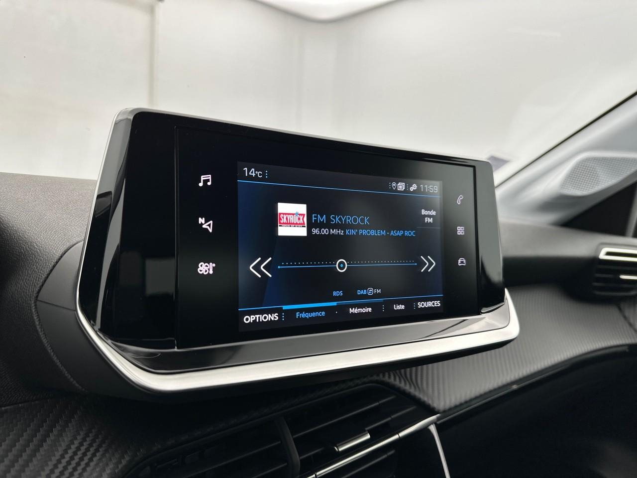 Peugeot 208 puretech 100 s&s bvm6 allure — photo 24