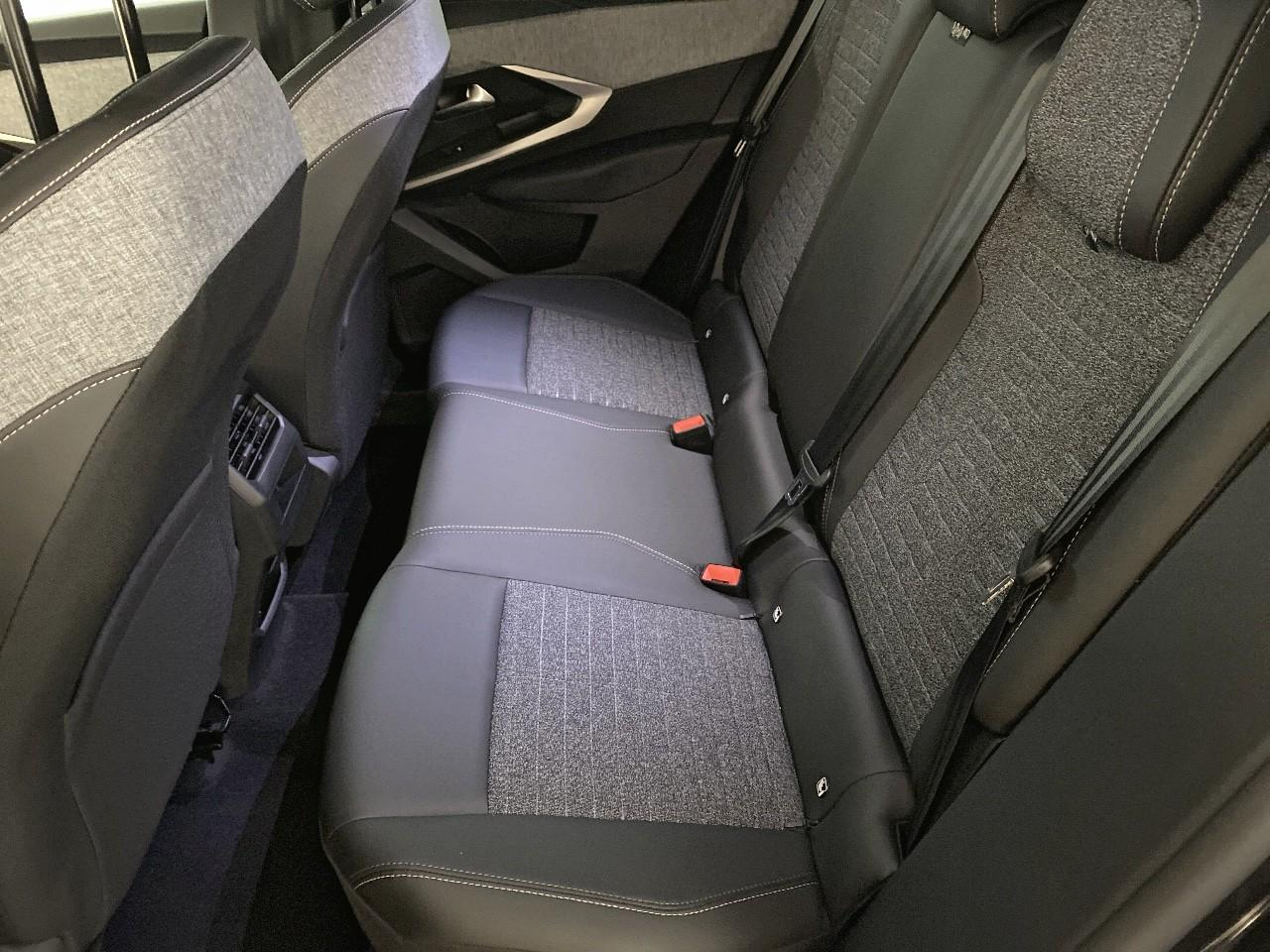 Peugeot 3008 hybrid 145 e-dcs6 allure — photo 10