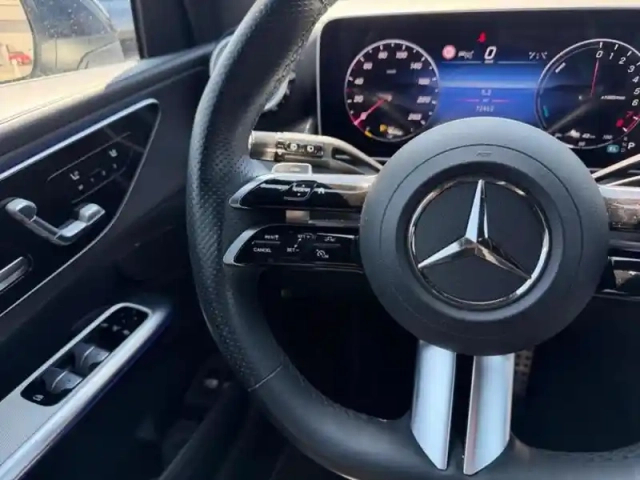 Mercedes Glc 400 e 4matic amg line — photo 38