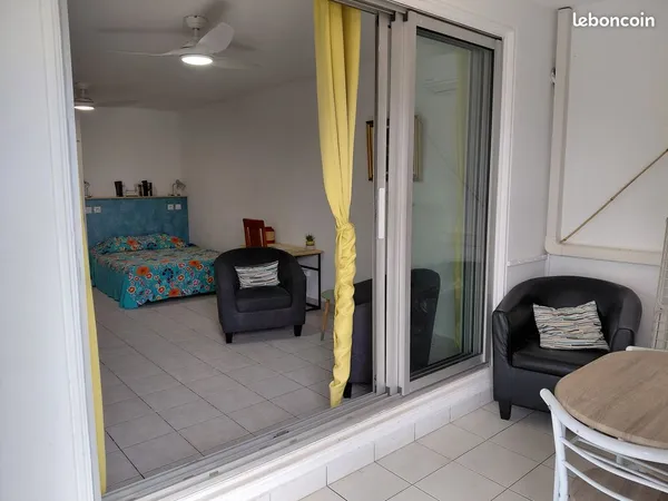 Studio 29mcarré résidence les Aigrettes st Gilles les bains