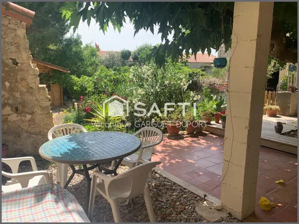 Maison de caractère 200 m² avec jardin à 10min des plages