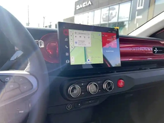 Renault Twingo e-tech electrique 80 ch autonomie urbaine — photo 12